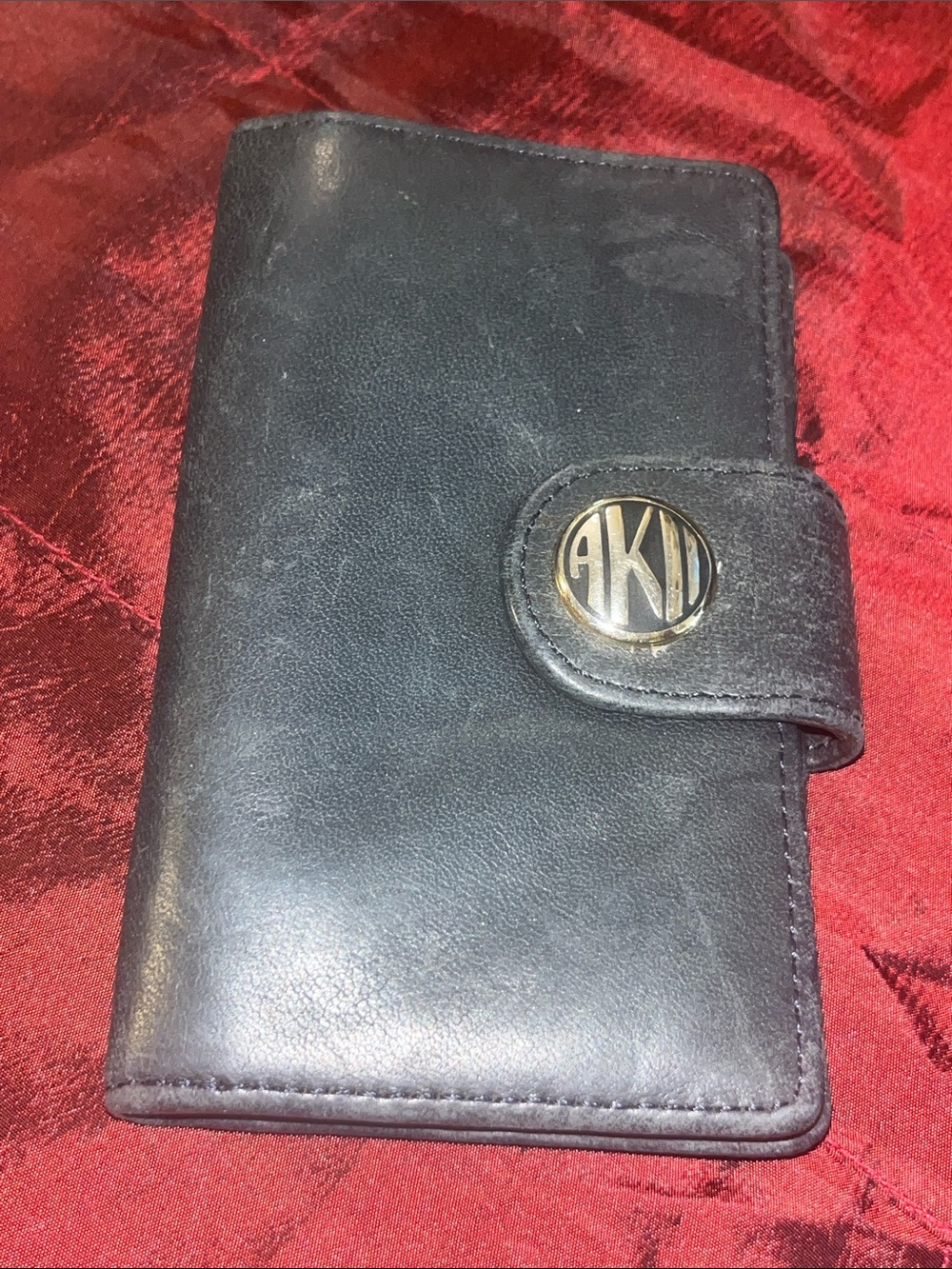 Vintage  Anne Klein Black Leather Wallet with Gold-Tone AK Logo 15